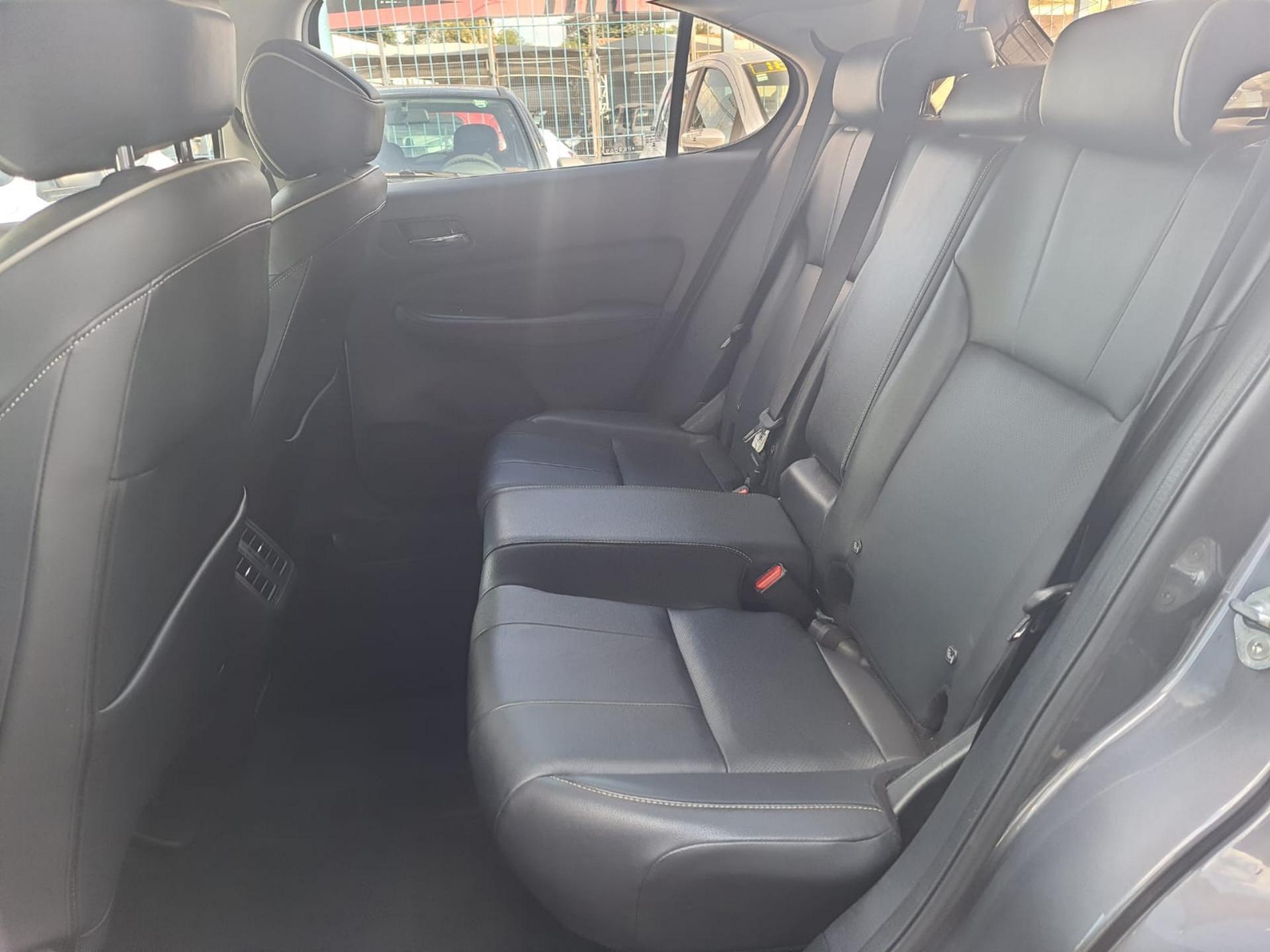 HONDA City Sedan - Foto