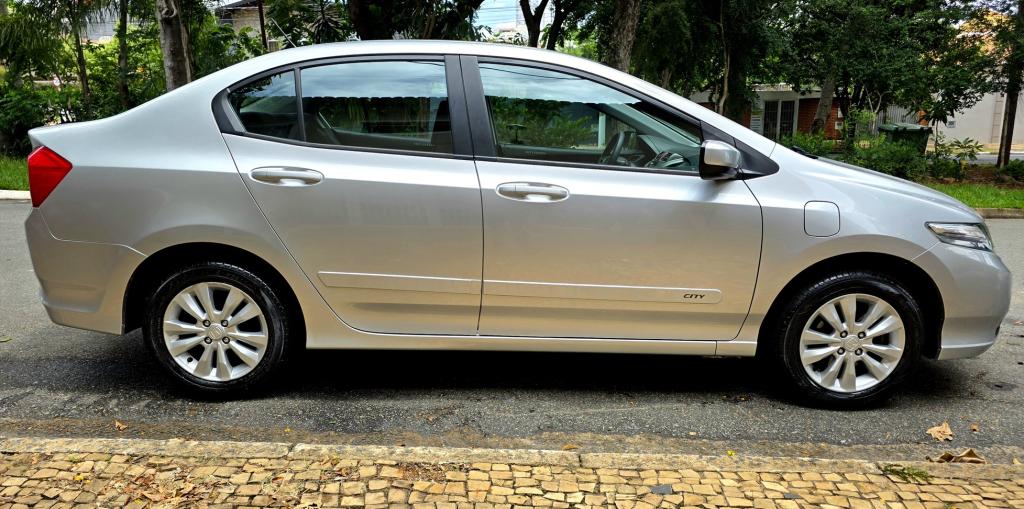 HONDA City Sedan - Foto