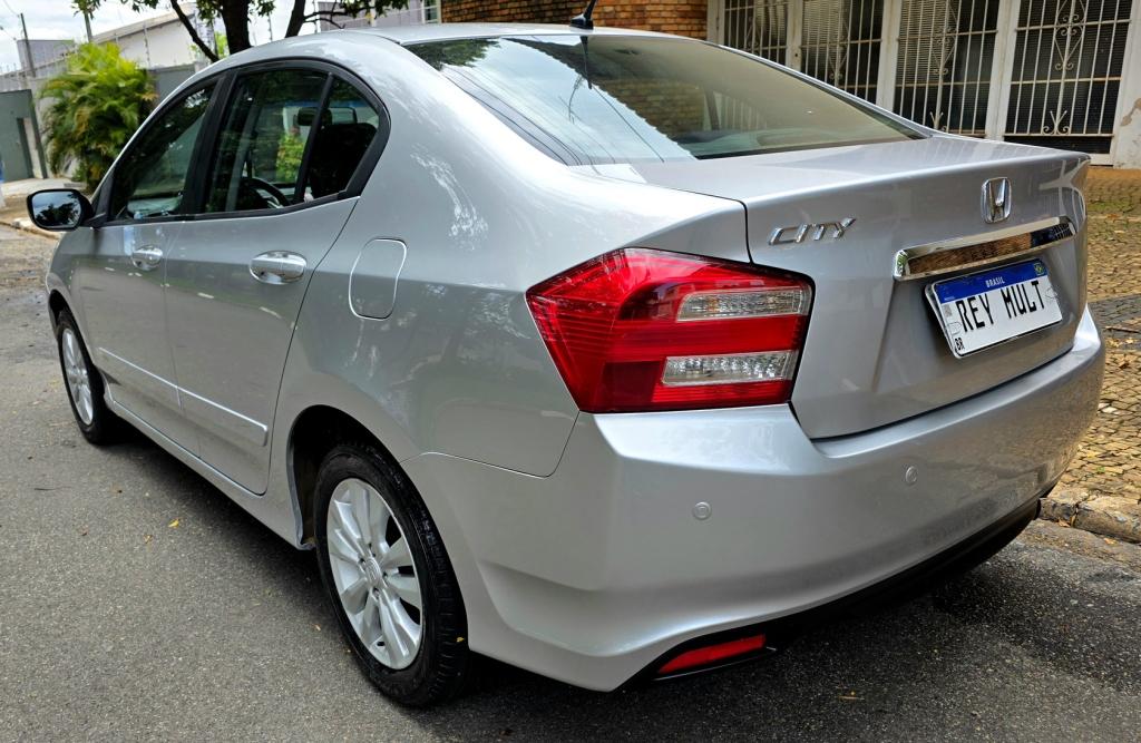 HONDA City Sedan - Foto