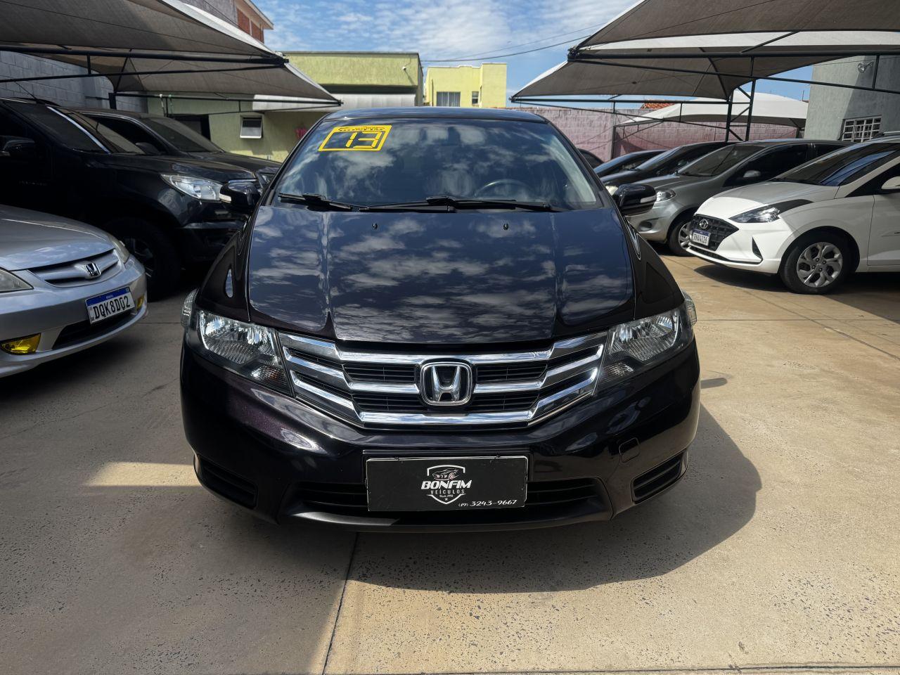 HONDA City Sedan - Foto