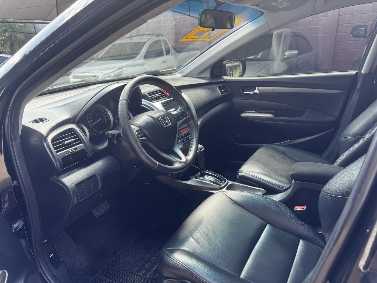 HONDA City Sedan - Foto