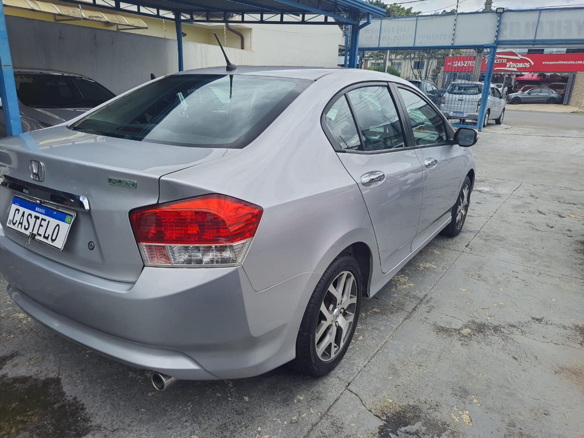 HONDA City Sedan - Foto