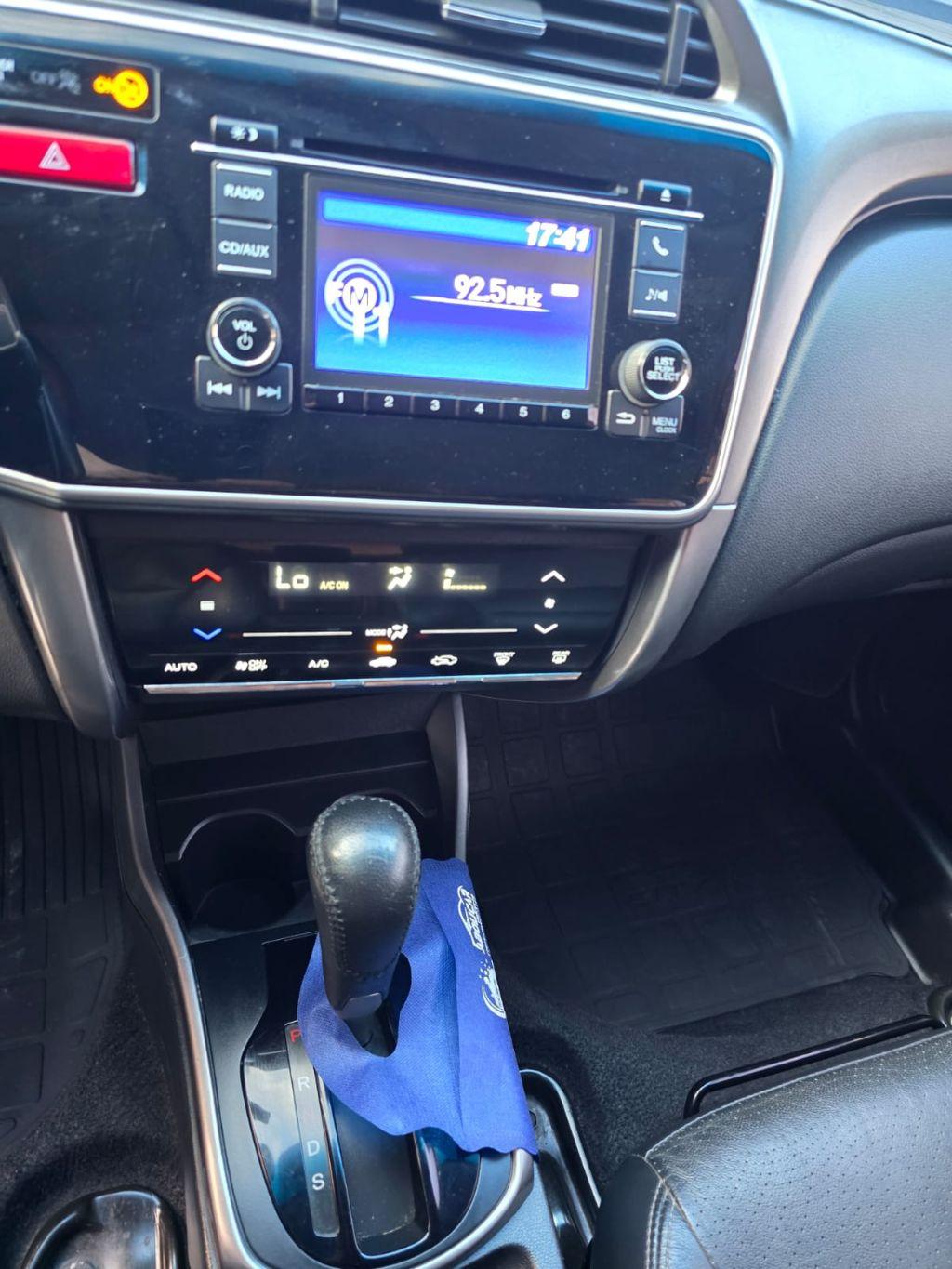 HONDA City Sedan - Foto