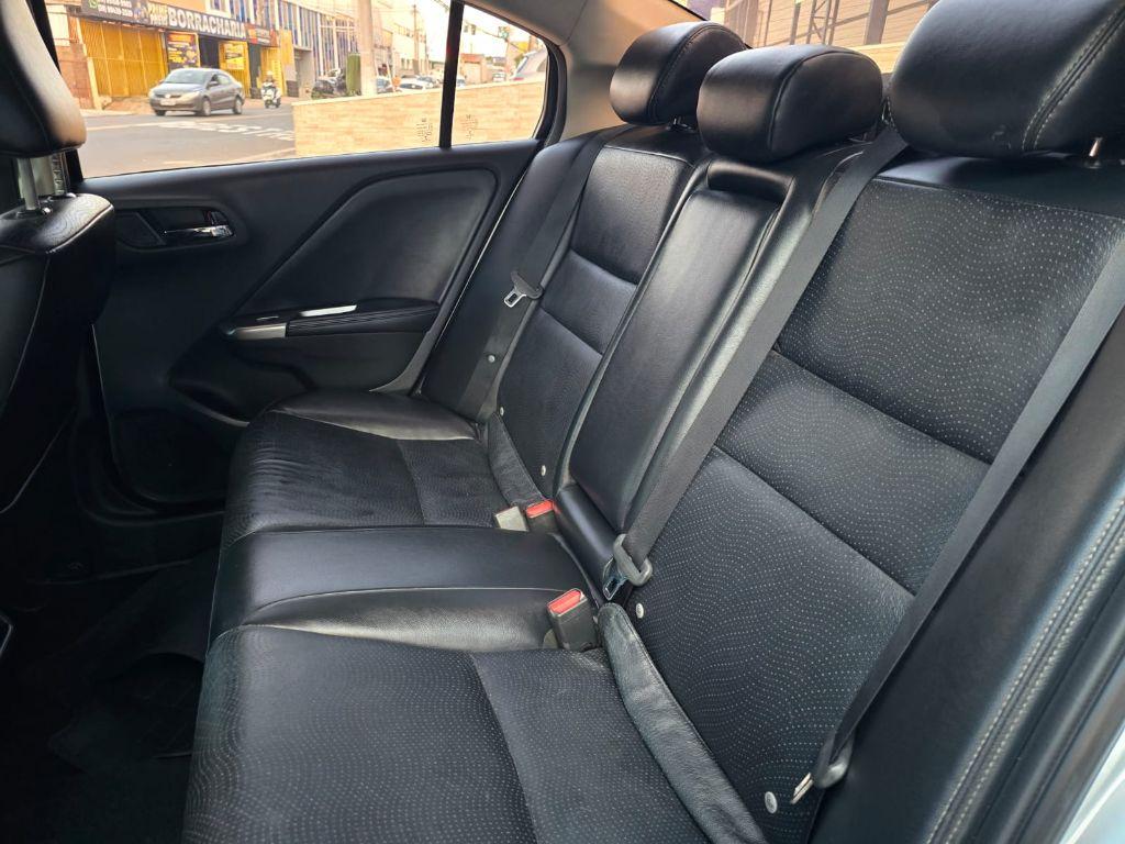 HONDA City Sedan - Foto