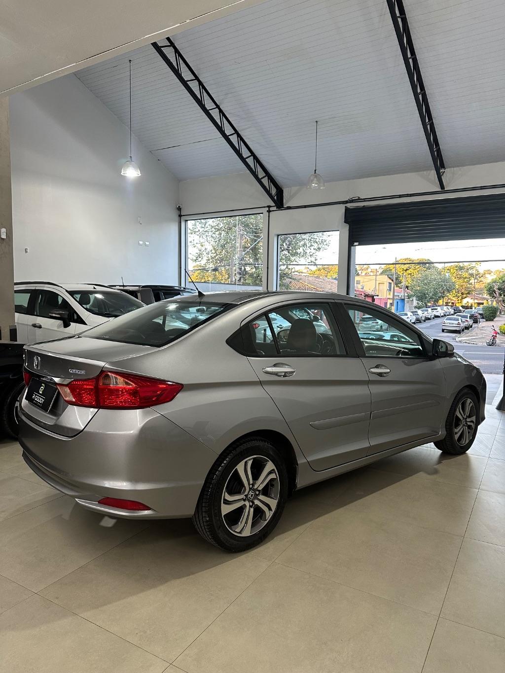 HONDA City Sedan - Foto