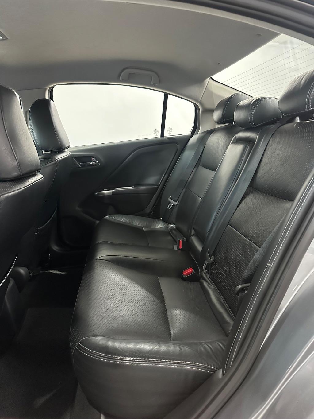 HONDA City Sedan - Foto
