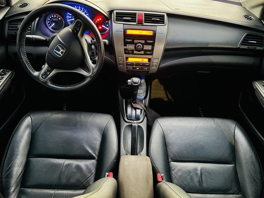 HONDA City Sedan - Foto