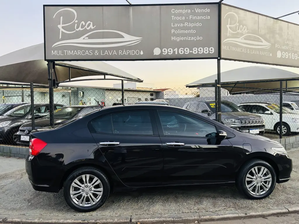 HONDA City Sedan - Foto