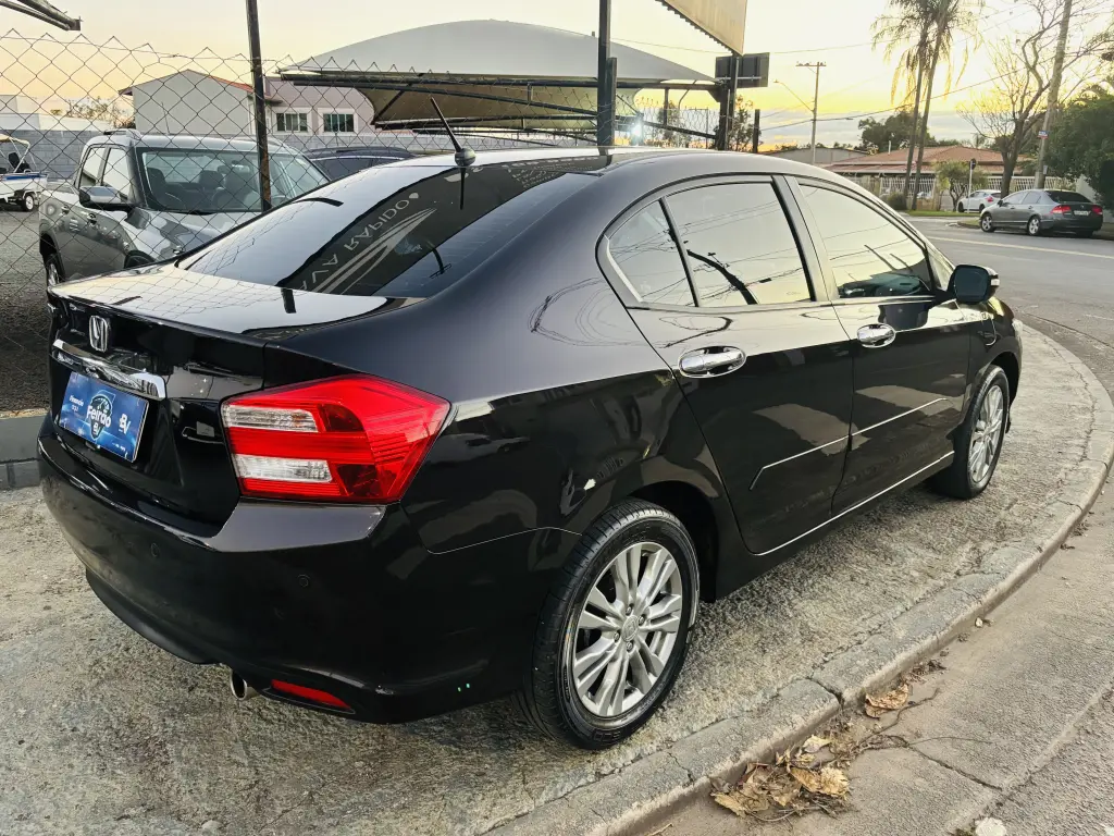 HONDA City Sedan - Foto