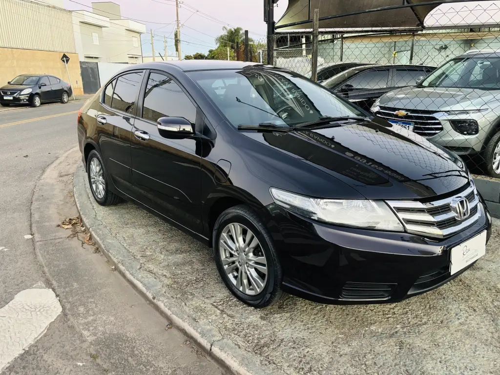 HONDA City Sedan - Foto