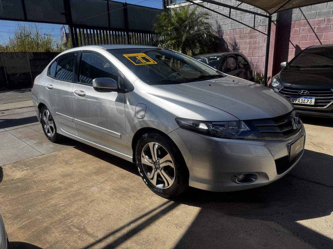 HONDA City Sedan - Foto