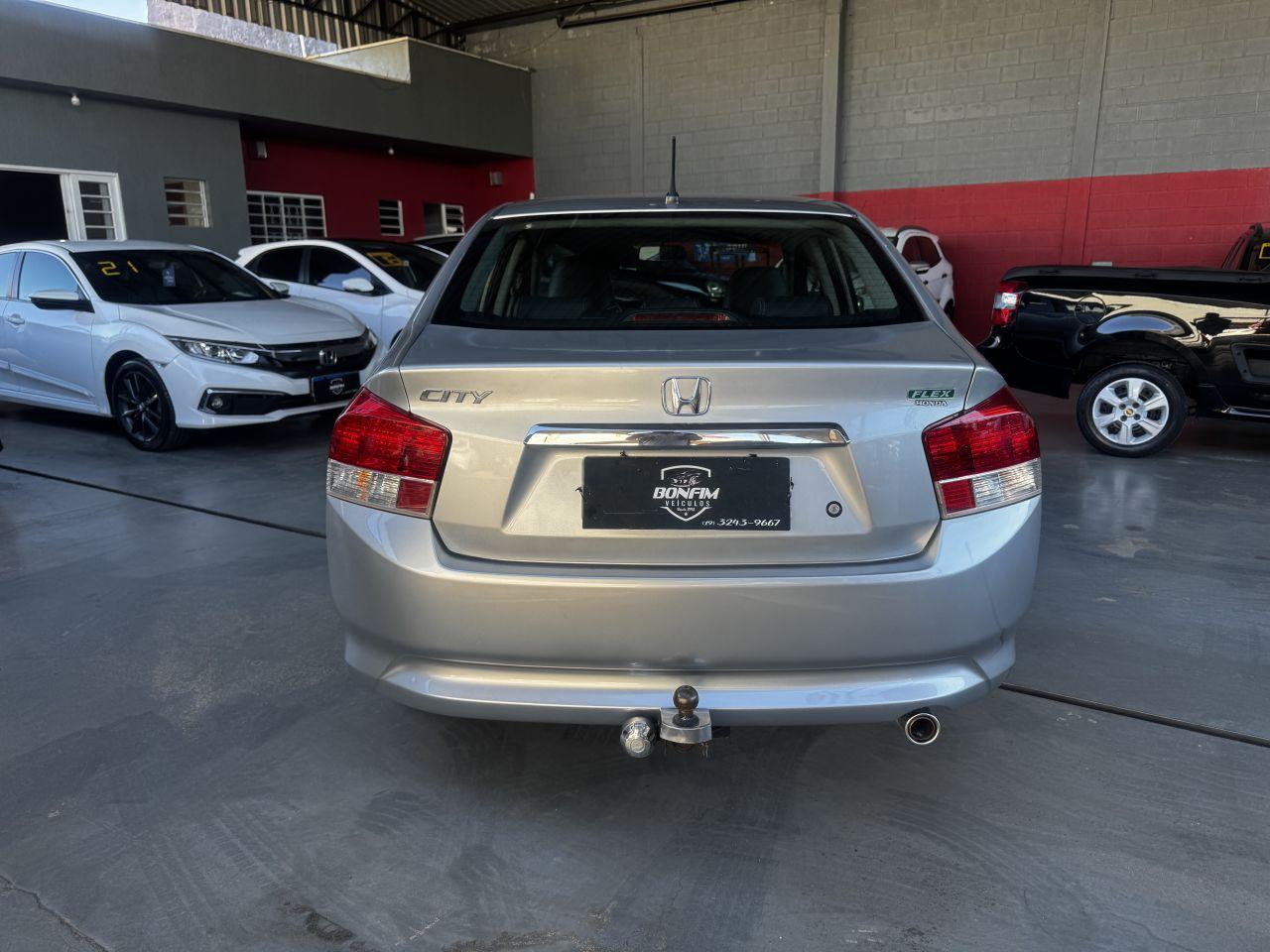 HONDA City Sedan - Foto