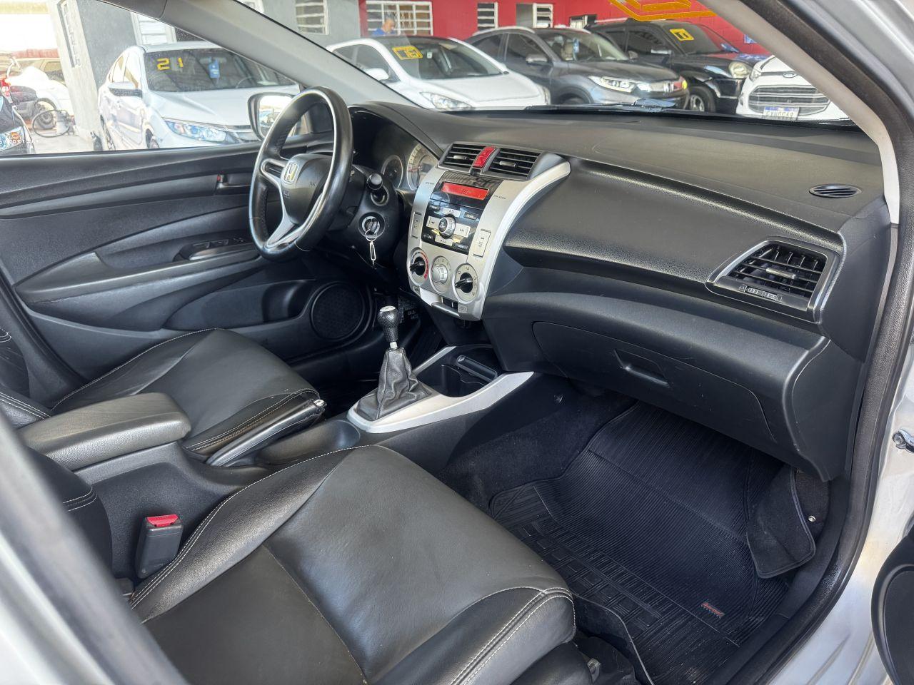 HONDA City Sedan - Foto