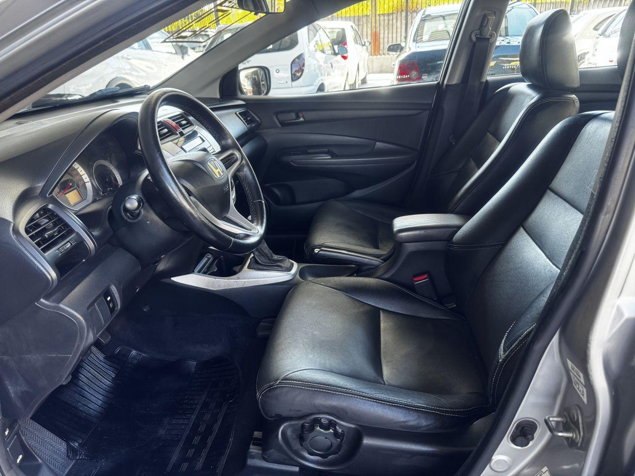 HONDA City Sedan - Foto
