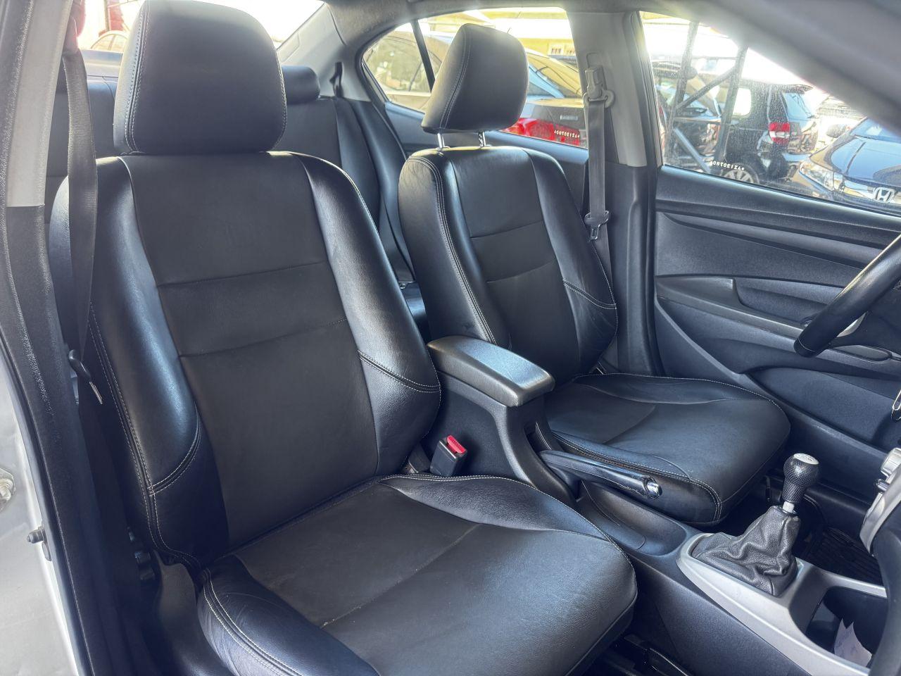 HONDA City Sedan - Foto