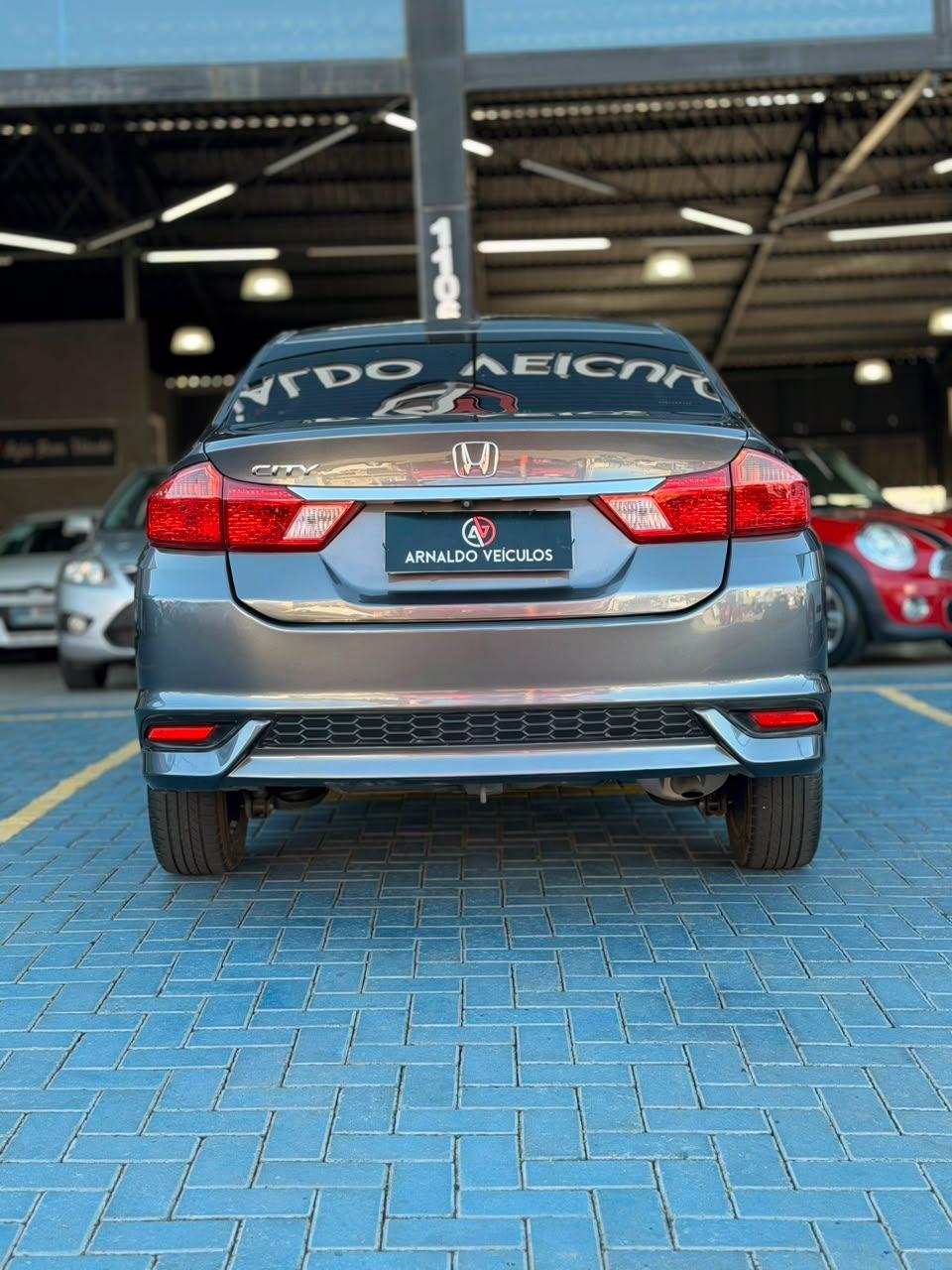 HONDA City Sedan - Foto