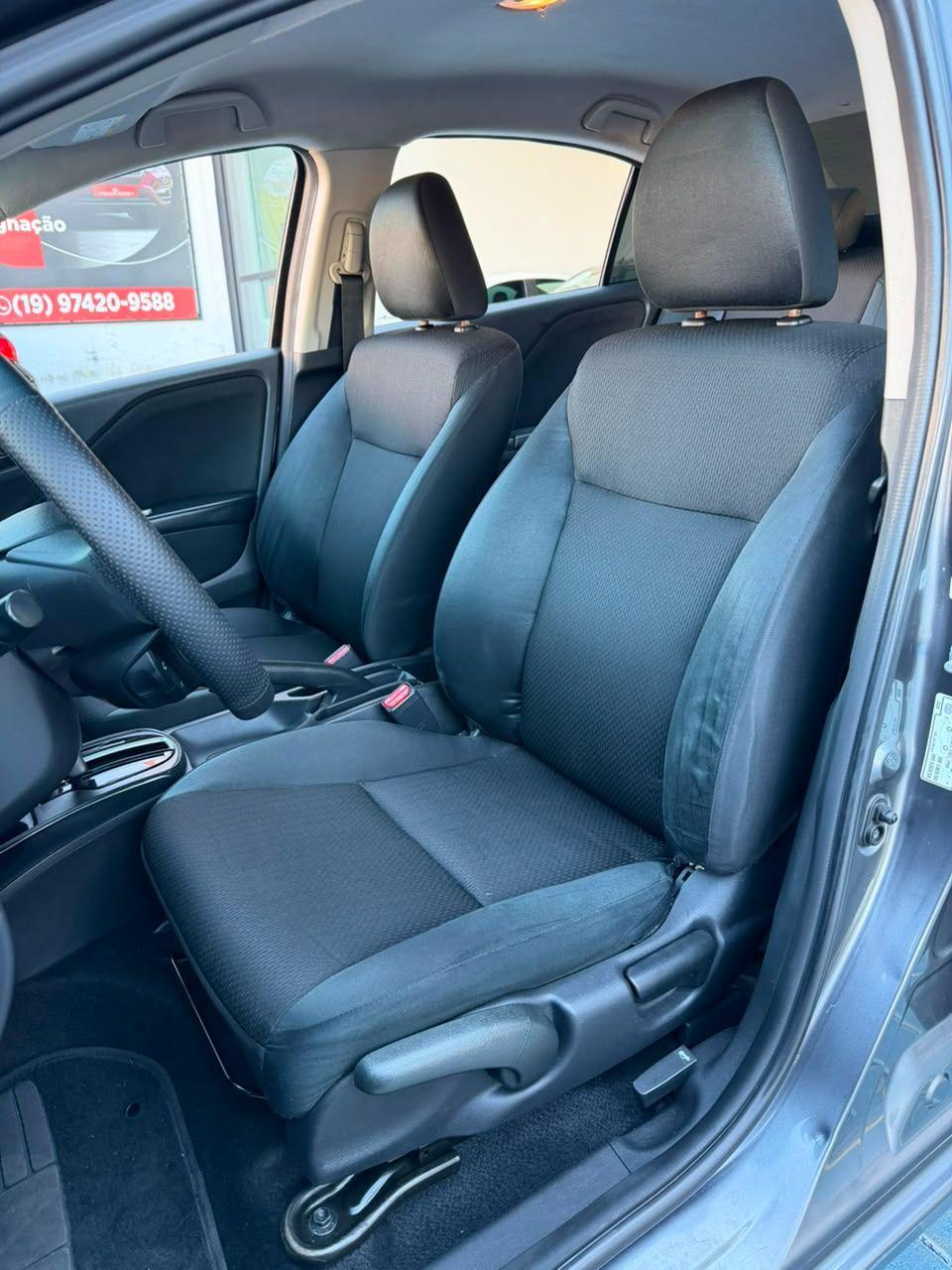 HONDA City Sedan - Foto
