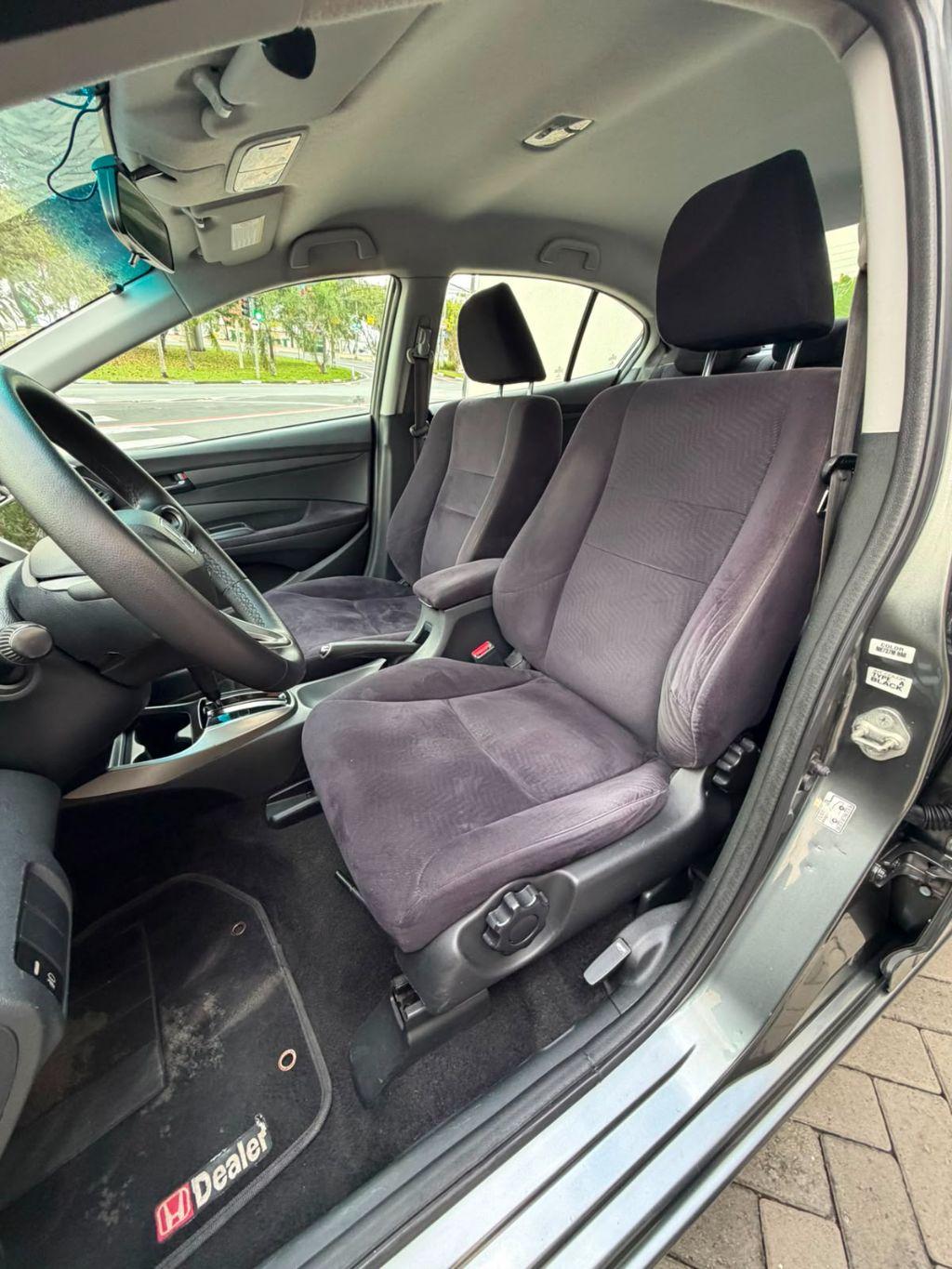 HONDA City Sedan - Foto