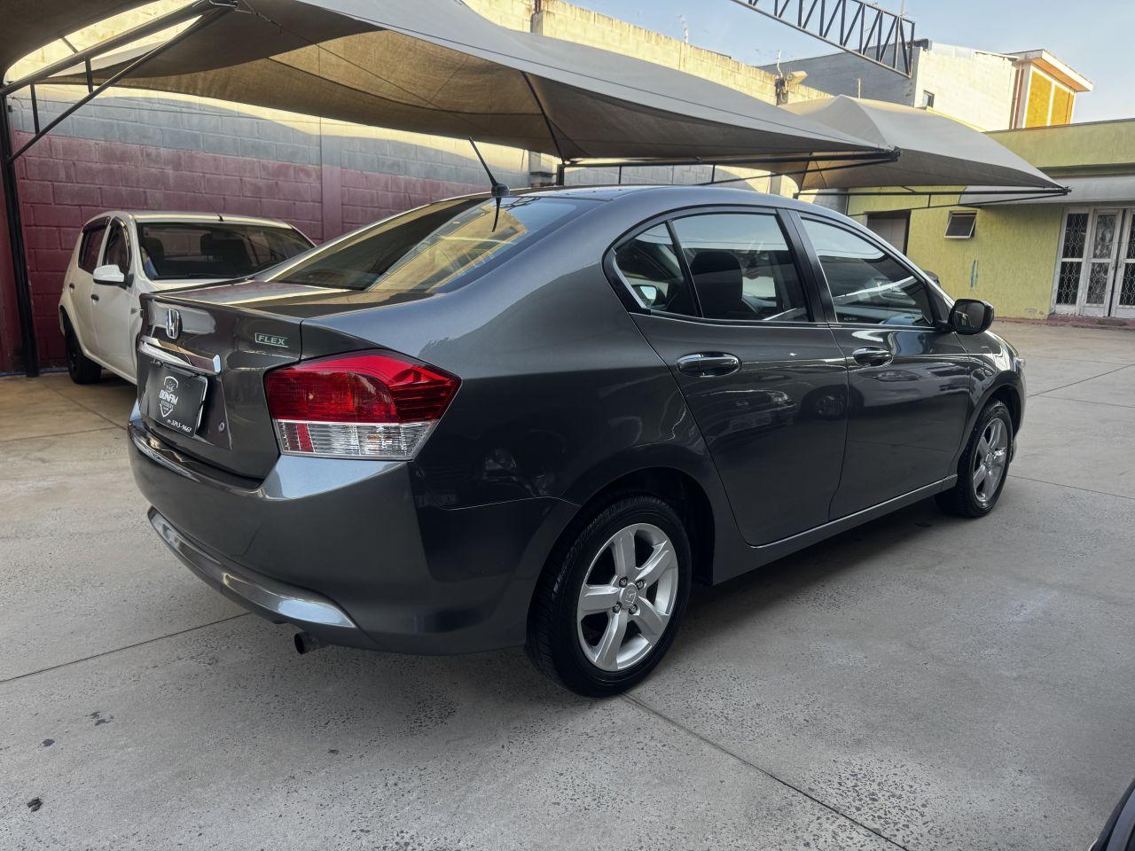 HONDA City Sedan - Foto