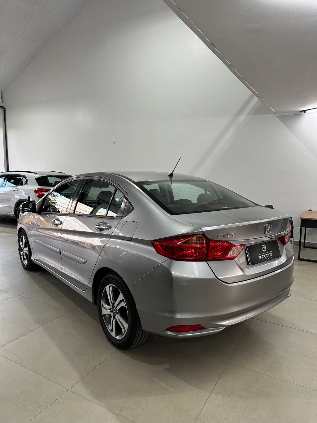 HONDA City Sedan - Foto