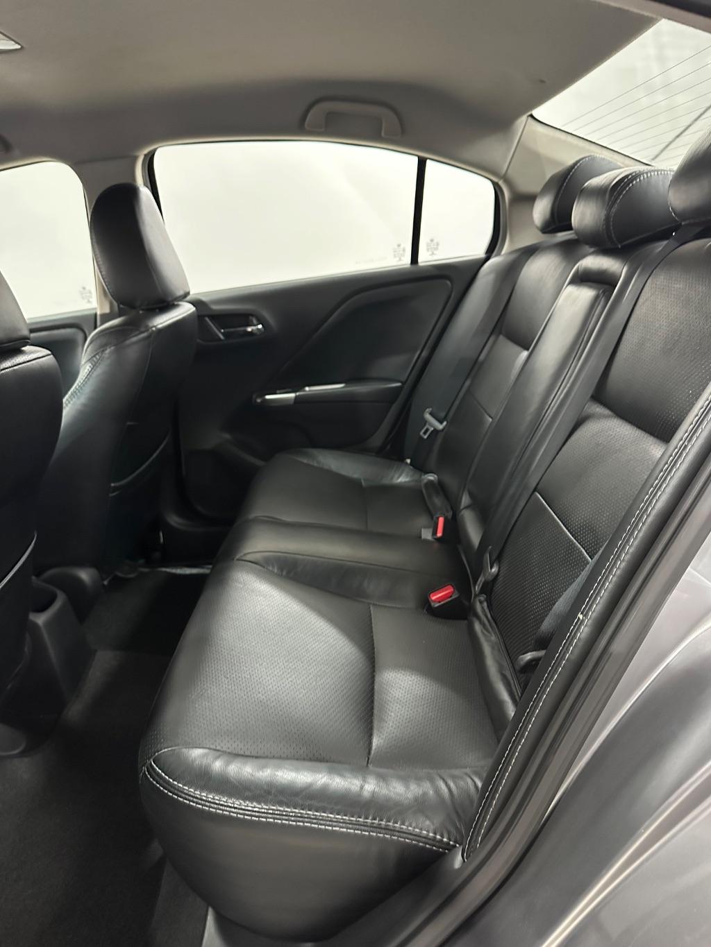 HONDA City Sedan - Foto