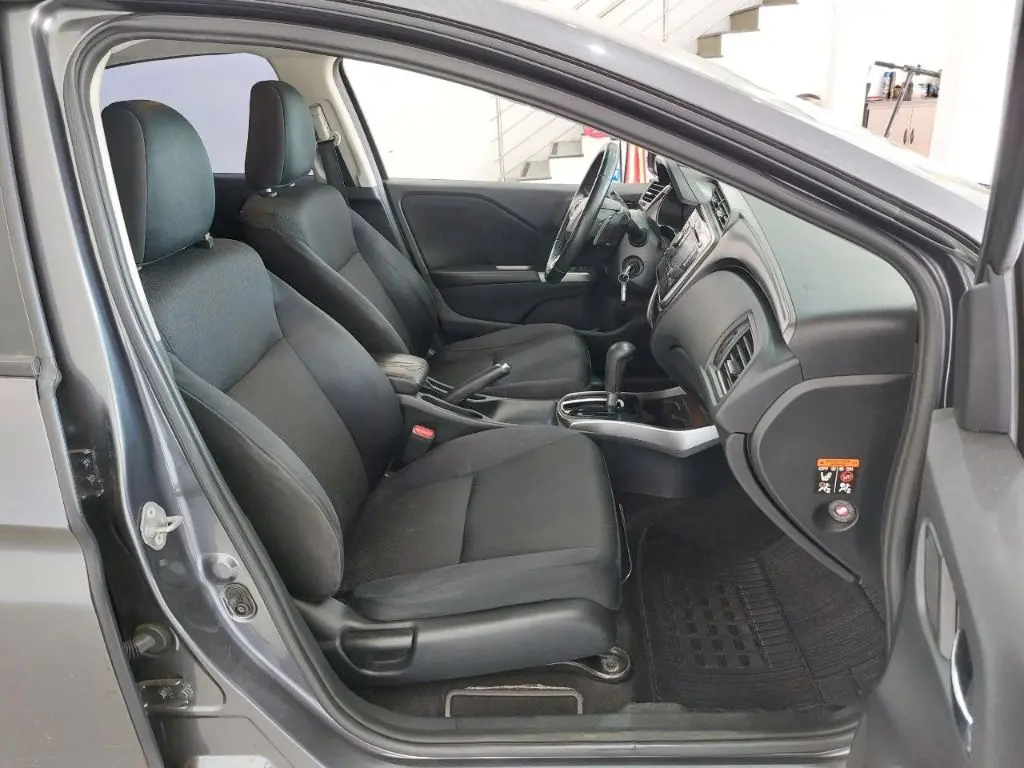 HONDA City Sedan - Foto