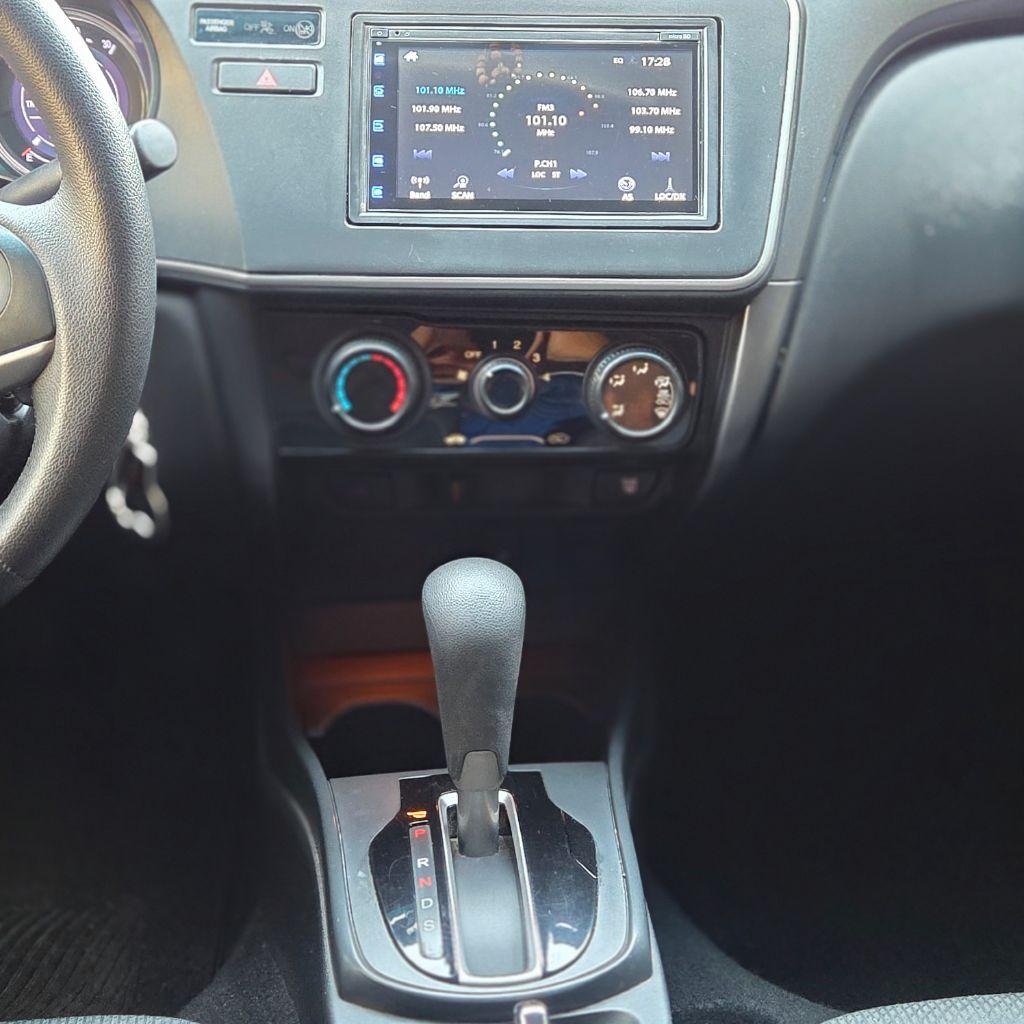 HONDA City Sedan - Foto
