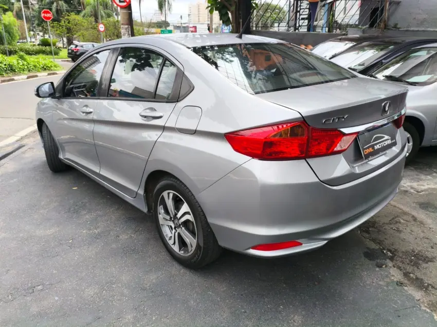 HONDA City Sedan - Foto
