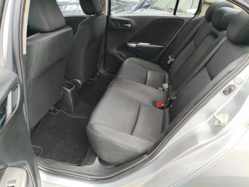 HONDA City Sedan - Foto