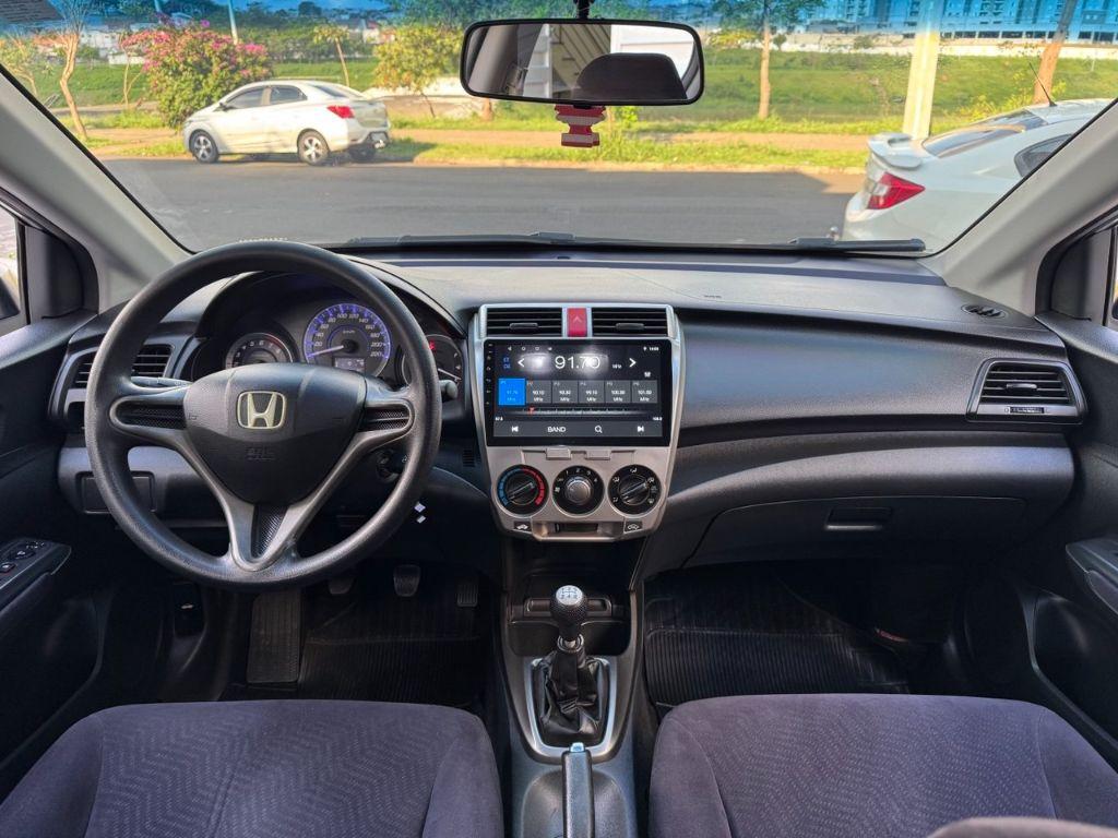 HONDA City Sedan - Foto