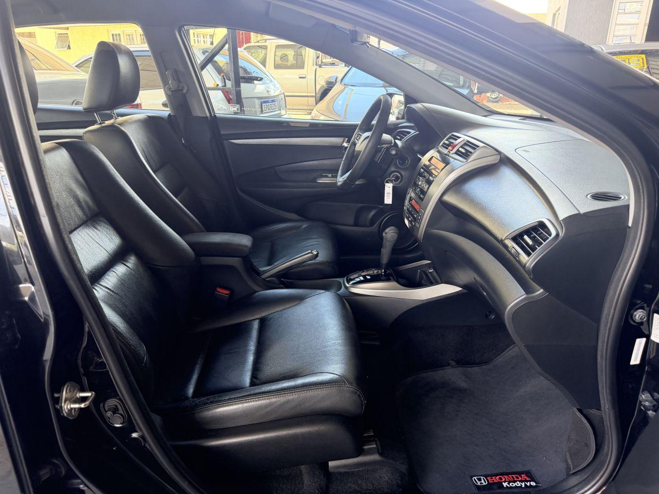 HONDA City Sedan - Foto