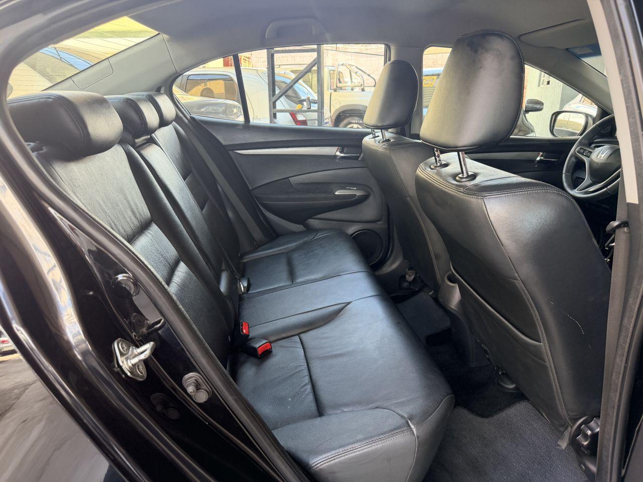 HONDA City Sedan - Foto