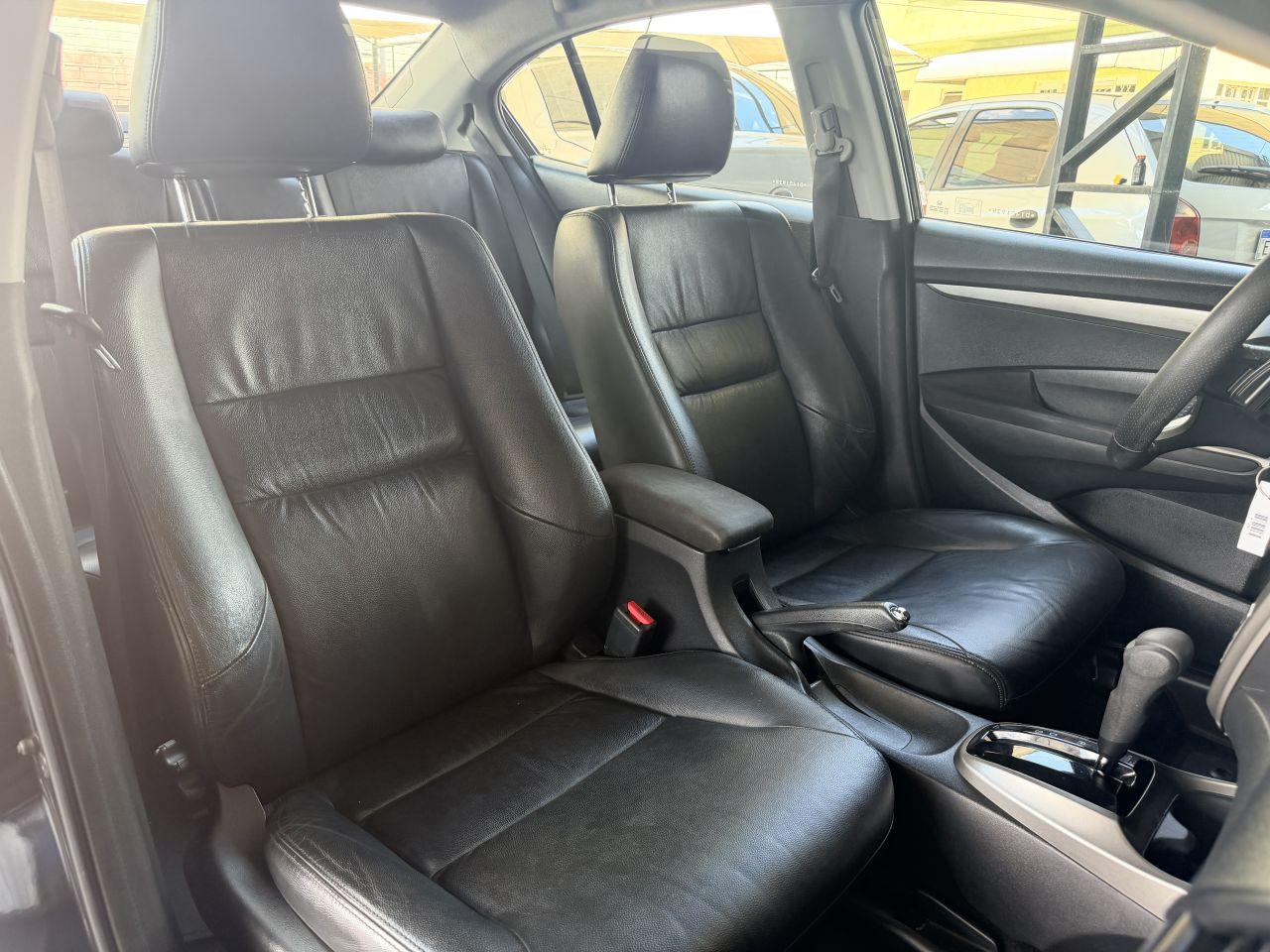 HONDA City Sedan - Foto