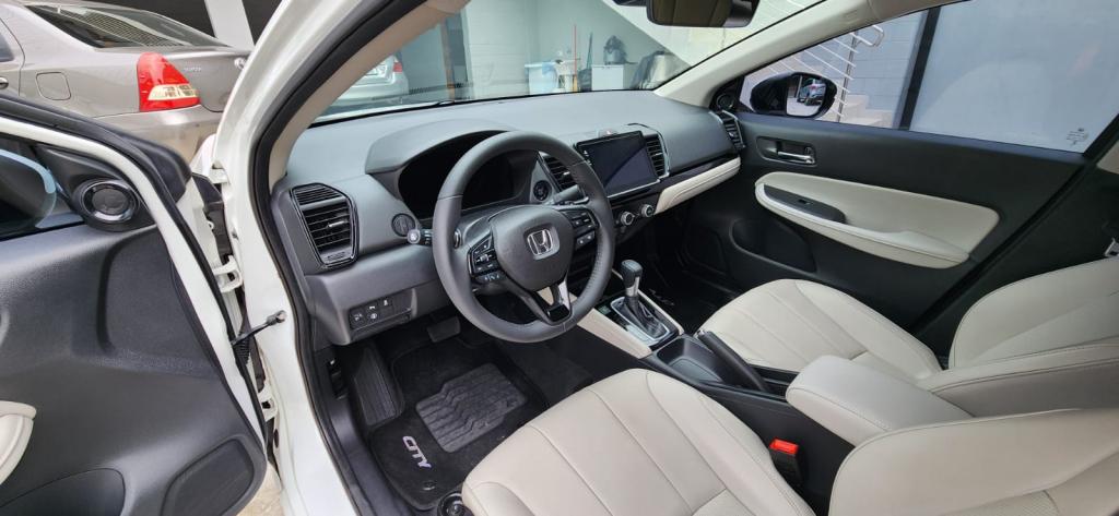 HONDA City Sedan - Foto
