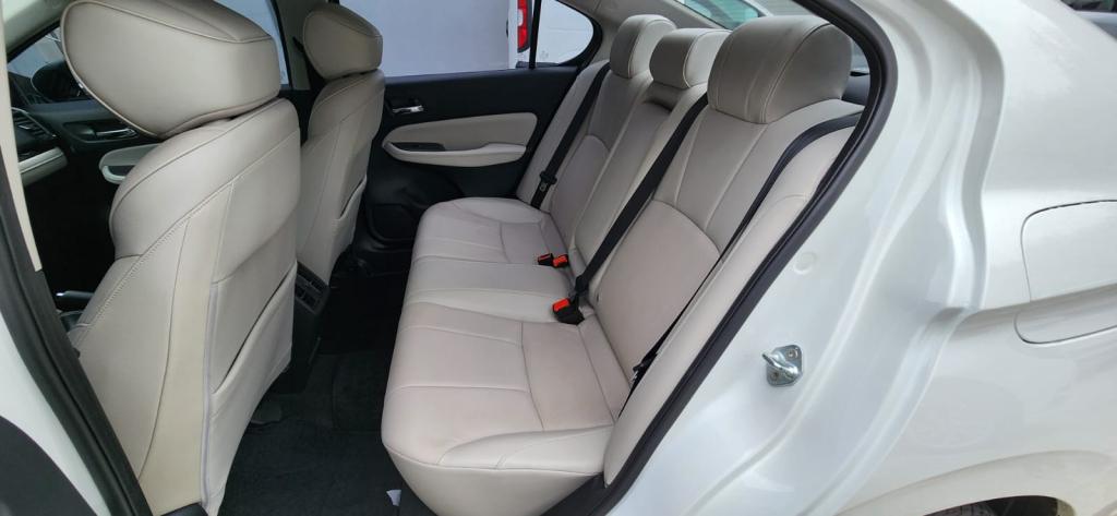 HONDA City Sedan - Foto