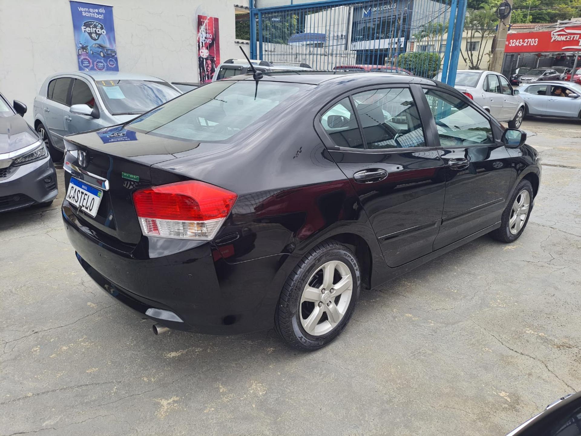 HONDA City Sedan - Foto