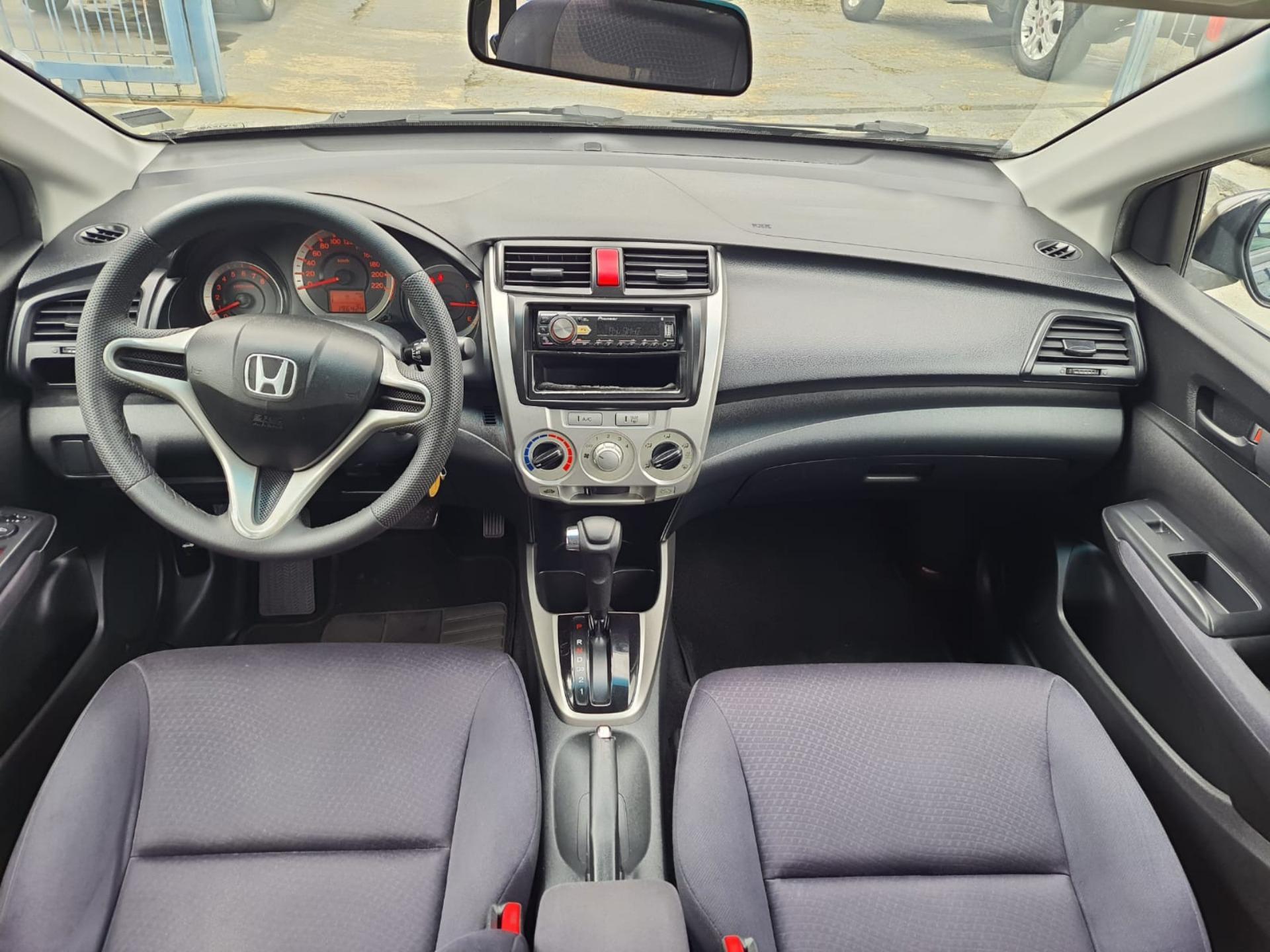 HONDA City Sedan - Foto