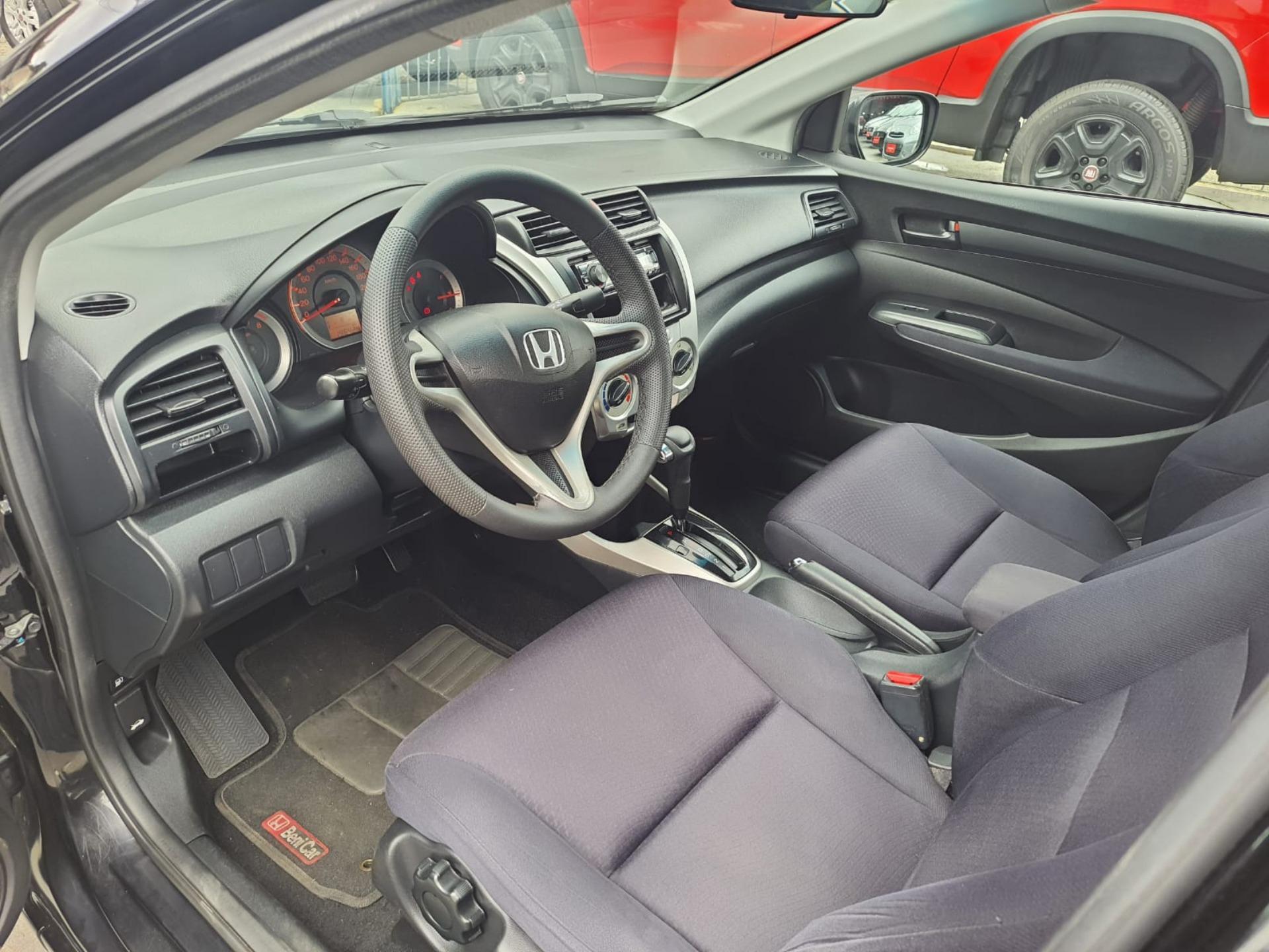 HONDA City Sedan - Foto