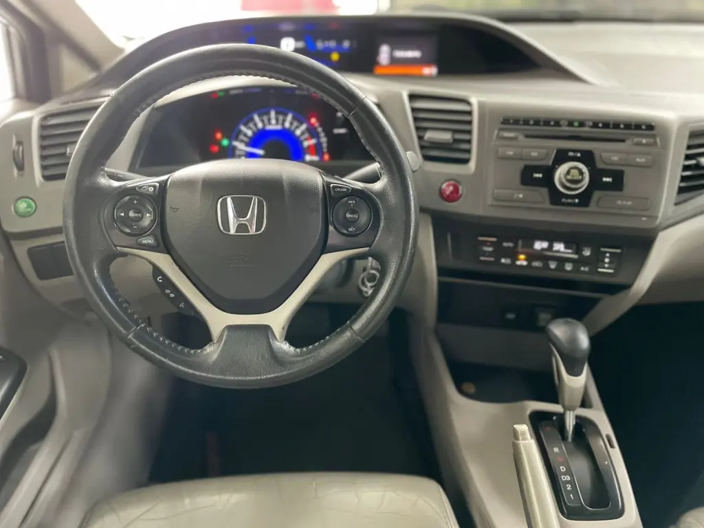 HONDA Civic - Foto