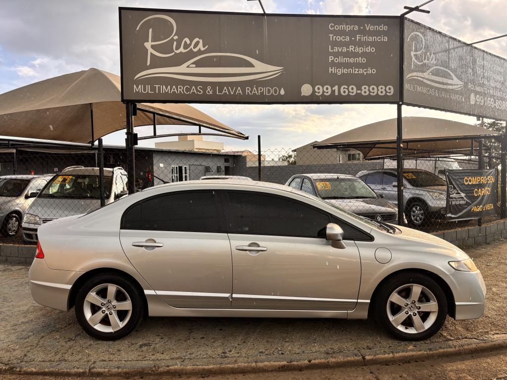 HONDA Civic - Foto
