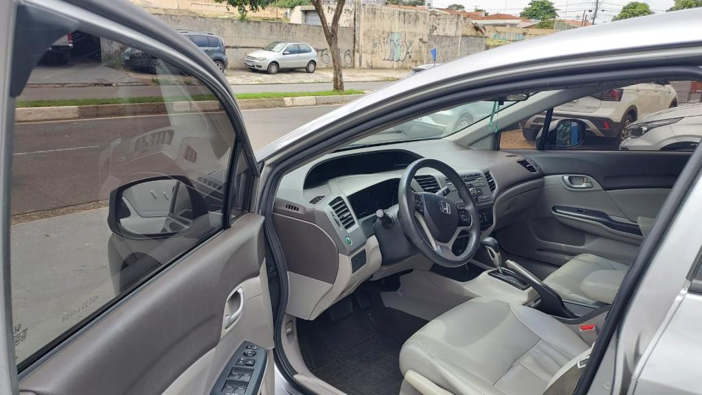 HONDA Civic - Foto