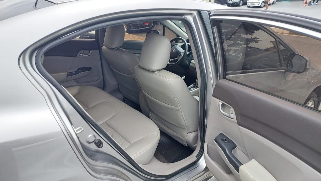 HONDA Civic - Foto