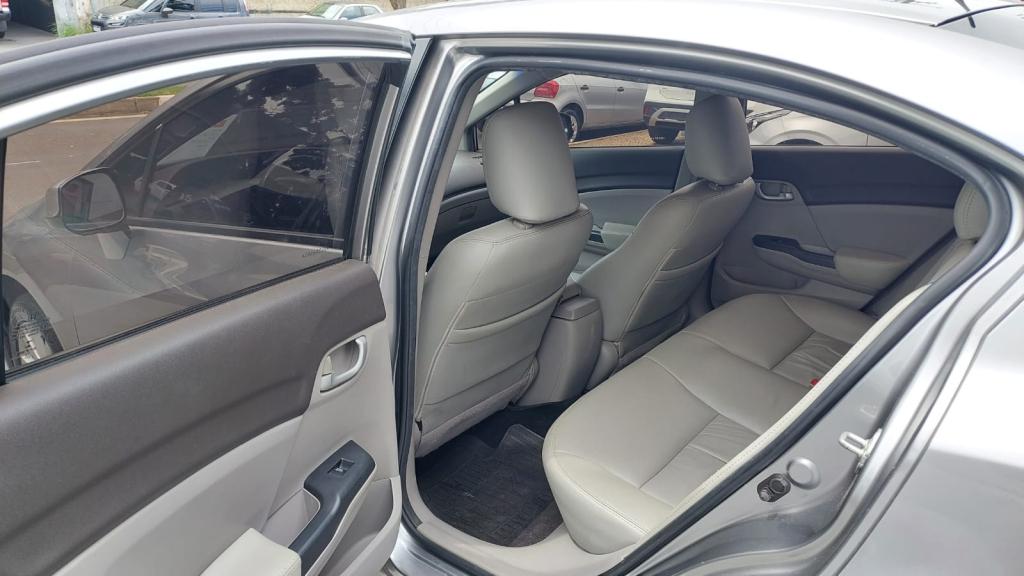 HONDA Civic - Foto