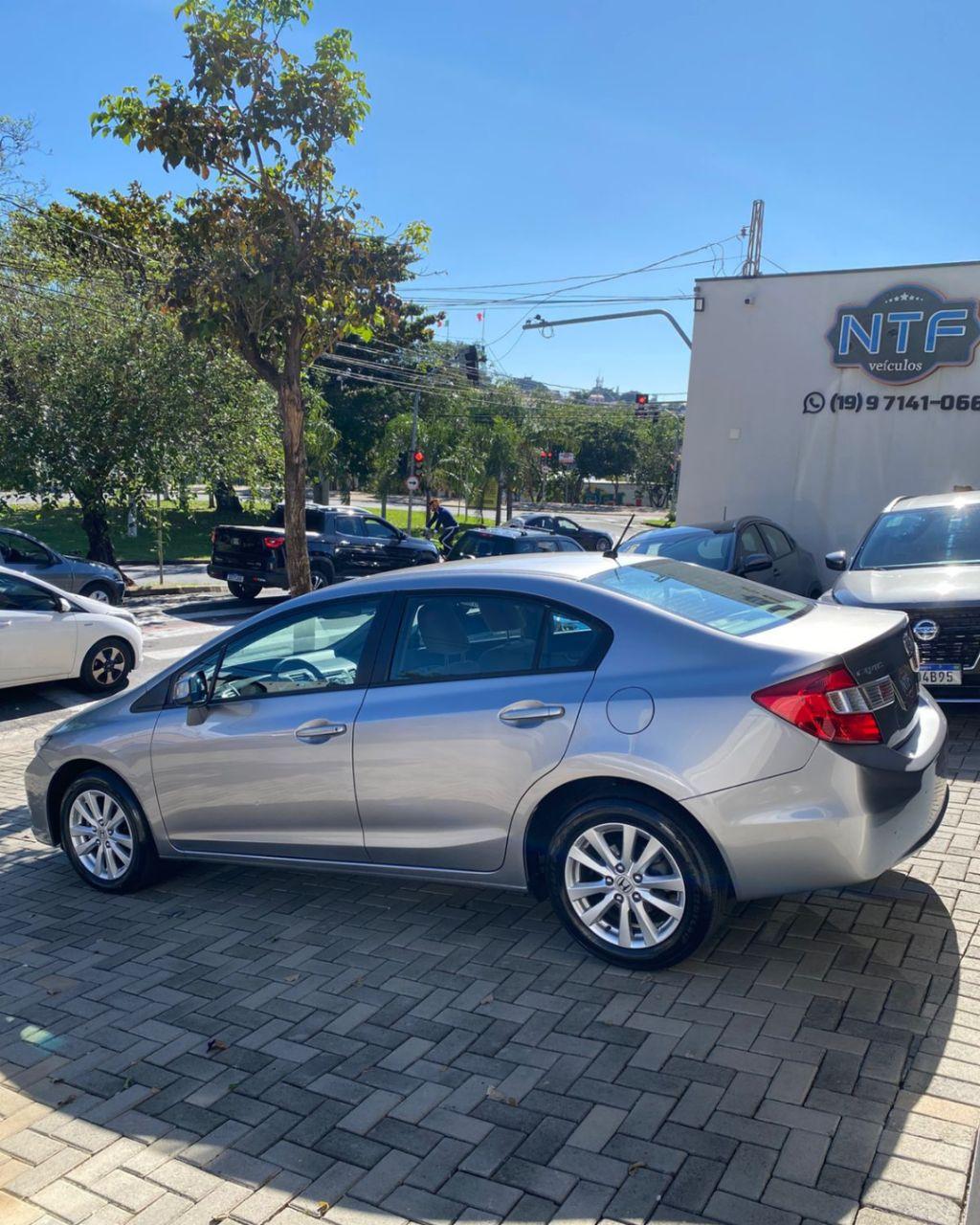HONDA Civic - Foto