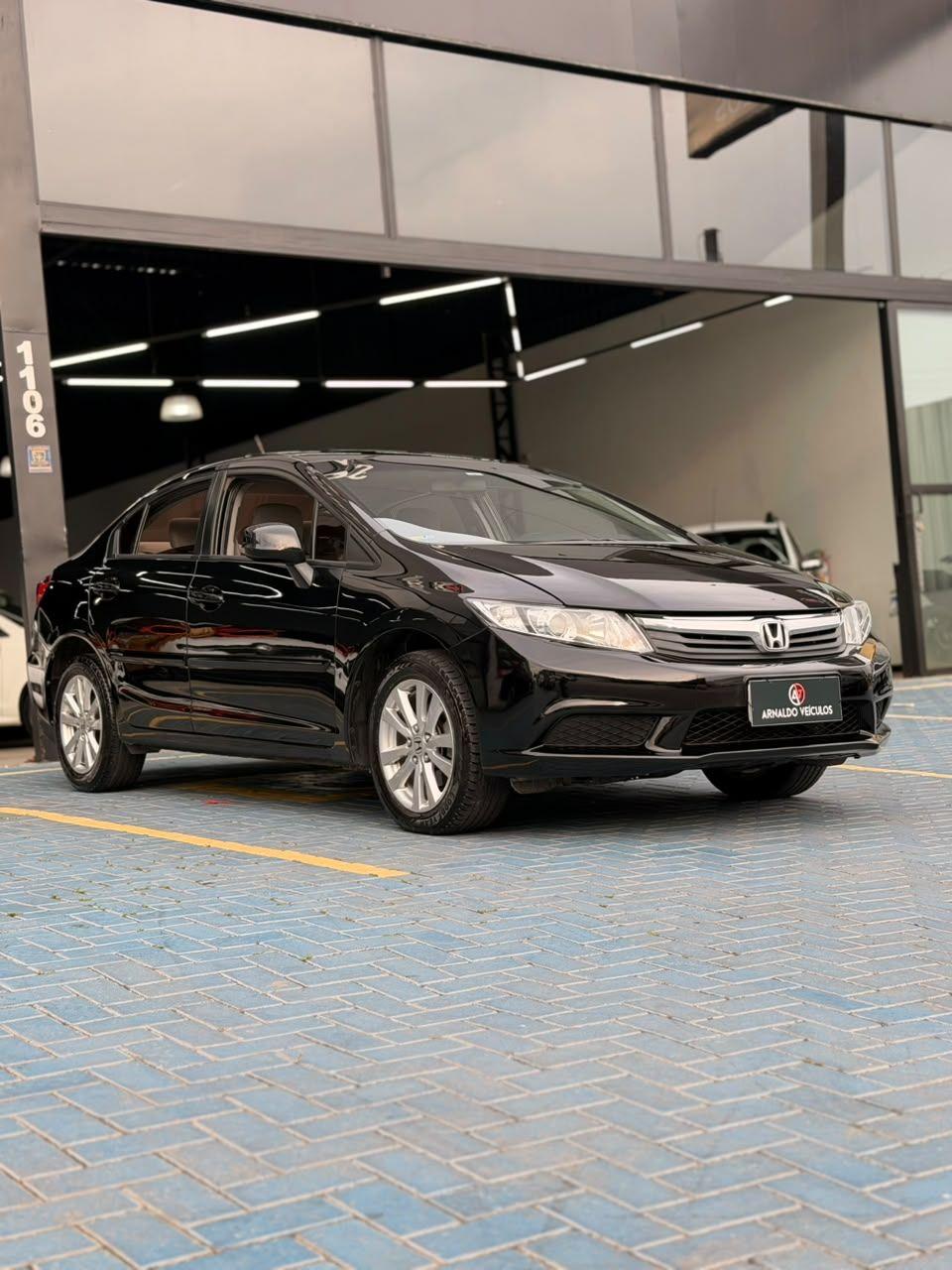 HONDA Civic - Foto