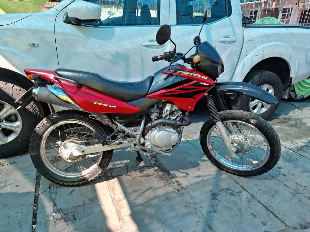 HONDA NXR Bros 150 - Foto