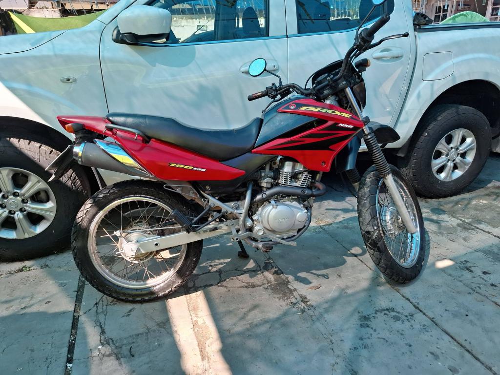 HONDA NXR Bros 150 - Foto