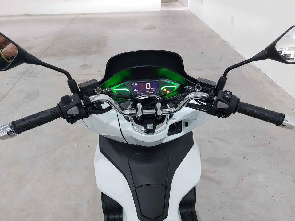 HONDA PCX 160 - Foto