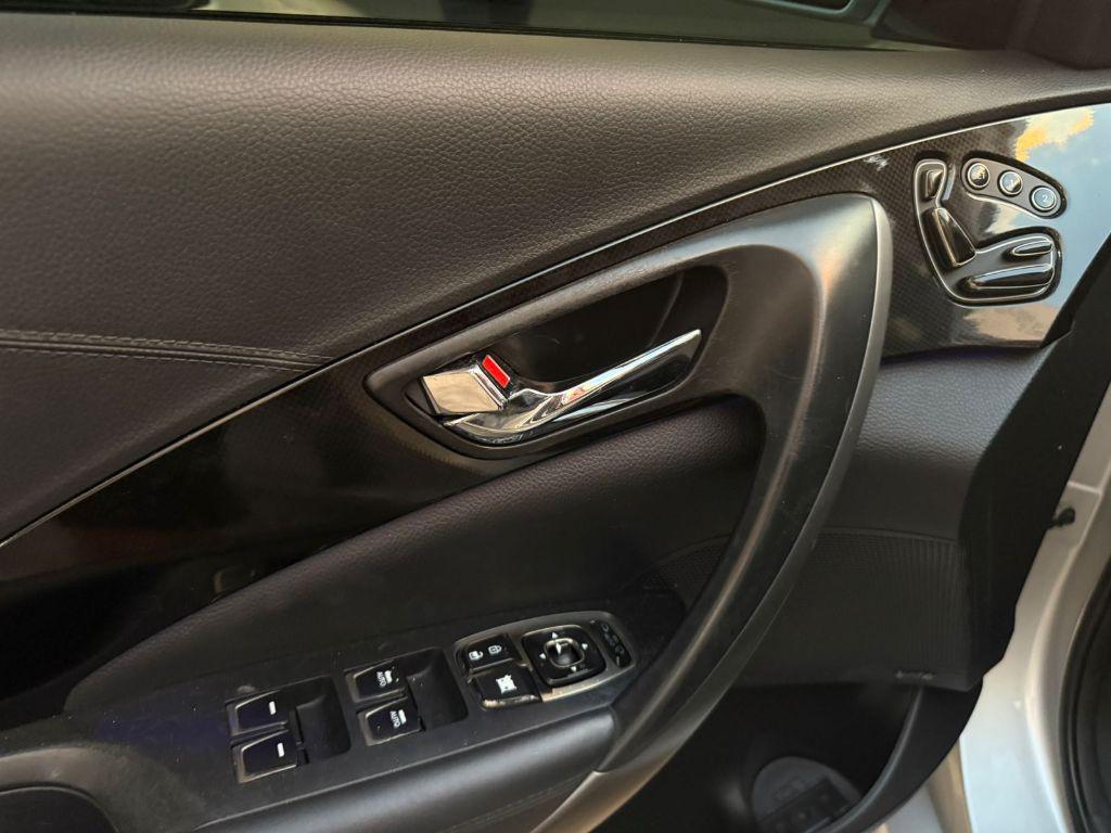 HYUNDAI Azera - Foto