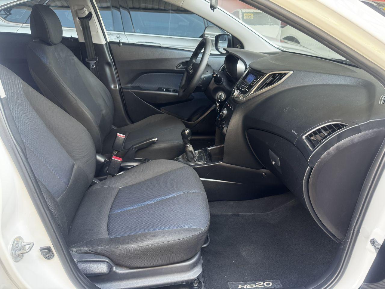 HYUNDAI HB 20 Hatch - Foto